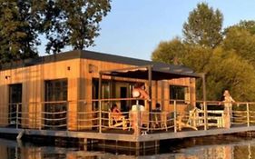 SeineHouse - Maison flottante (HouseBoat) - Séjour magique sur l'eau
