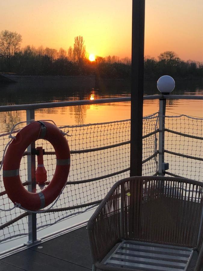 SeineHouse - Maison flottante  Vaux-Sur-Seine Extérieur photo