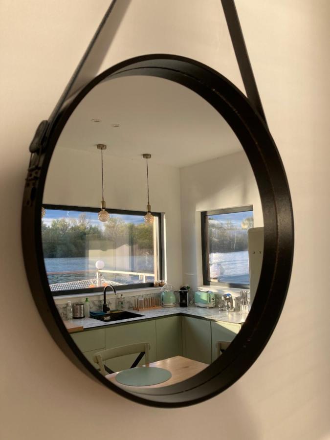 SeineHouse - Maison flottante  Vaux-Sur-Seine Extérieur photo